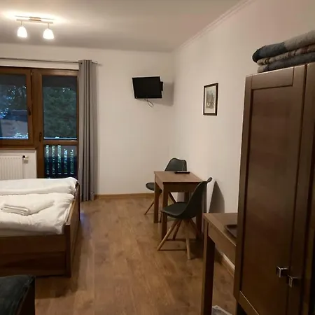 Pokoje Goscinne Jeziorna Alloggio per agriturismo