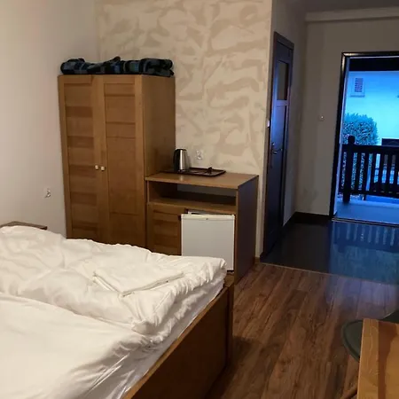 Alloggio per agriturismo Pokoje Goscinne Jeziorna *